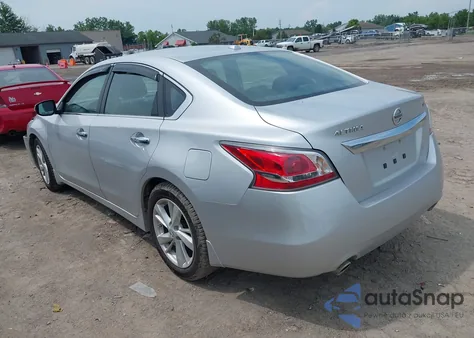 2015 Nissan Altima 2.5 Sv from USA, damaged, VIN 1N4AL3AP2FC578073